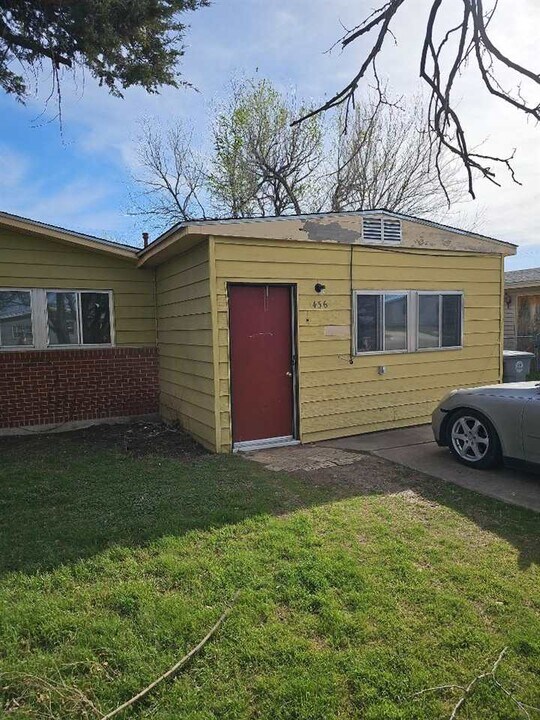 1436 NW Ozmun Ave in Lawton, OK - Building Photo