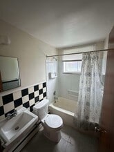 228 Victoria Rd in Dartmouth, NS - Building Photo - Building Photo