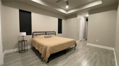 318 Radford Ave in Lehigh Acres, FL - Building Photo - Building Photo