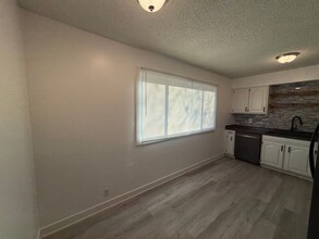 1201 SW 10th St-Unit -#1201 in Lincoln, NE - Building Photo - Building Photo