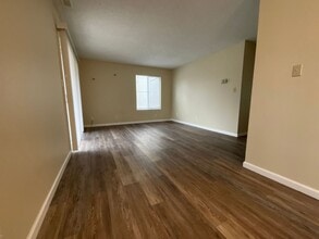 400 S Saliman Rd in Carson City, NV - Building Photo - Building Photo