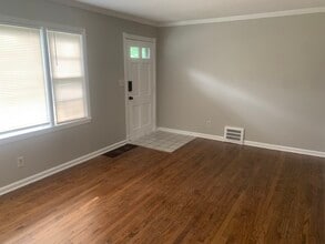 7808 Juniper Dr in Prairie Village, KS - Building Photo - Building Photo