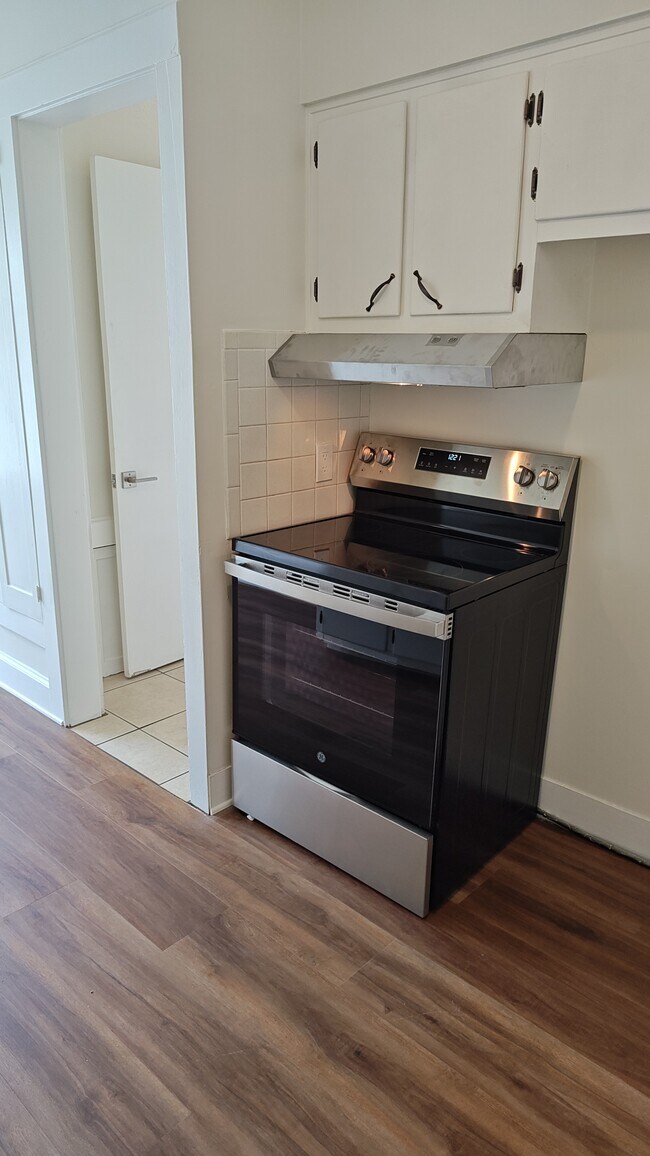 2002 7th Ave W in Bradenton, FL - Building Photo - Building Photo