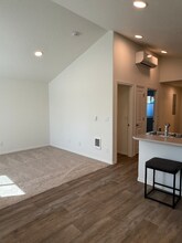 636 NE Norton Ave in Bend, OR - Building Photo - Building Photo