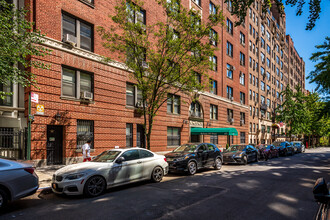 The Beekman Hill House in New York, NY - Building Photo - Building Photo