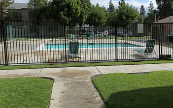 Alder Apartments in Bloomington, CA - Building Photo - Building Photo