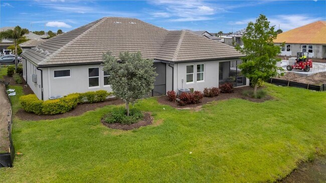 18173 Cherished Lp in Lakewood Ranch, FL - Building Photo - Building Photo