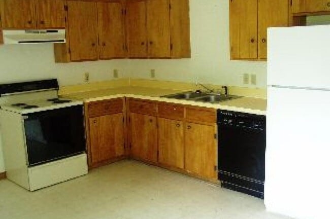 102 Settlement Dr in Lynchburg, VA - Building Photo - Building Photo