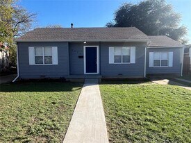 3248 S Llewellyn Ave in Dallas, TX - Building Photo