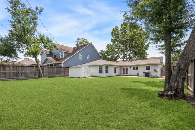 1702 Ebony Ln in Houston, TX - Building Photo - Building Photo
