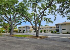 509 W Venice Ave in Venice, FL - Building Photo