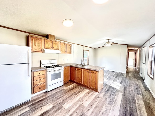 90 Yankee Folly Rd in New Paltz, NY - Building Photo - Building Photo