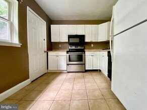 154 East St in Philadelphia, PA - Building Photo - Building Photo