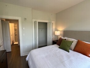 61 Park Dr, Unit #15 in Boston, MA - Building Photo - Building Photo