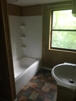 7 Braddock St, Unit B in Morgantown, WV - Building Photo