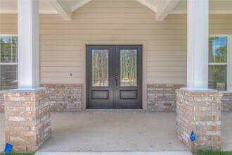 12871 Oak Barrel Rd in Willis, TX - Building Photo - Building Photo