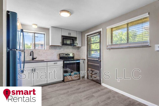 property at 479 S Holmes Ave