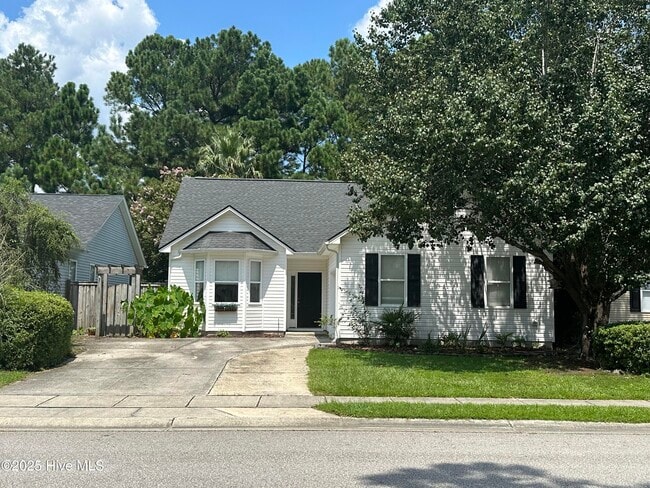 9408 Night Harbor Dr in Leland, NC - Building Photo - Building Photo