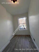 670 Ocean Ave in Jersey City, NJ - Building Photo - Building Photo