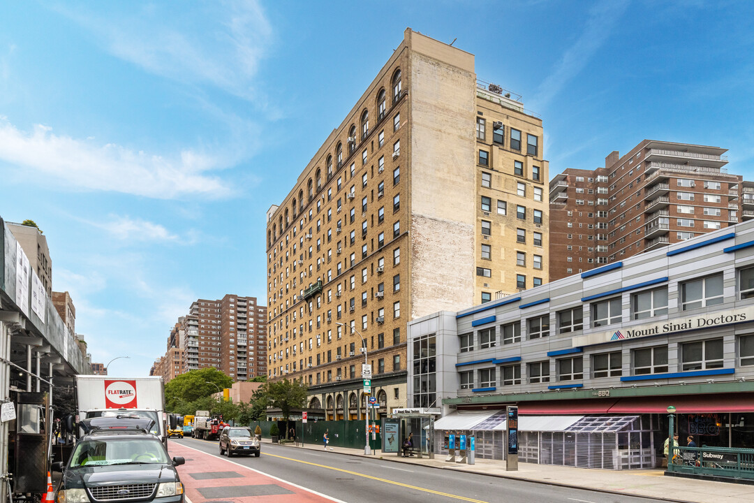 The Broadmoor Apartments in New York, NY - Building Photo