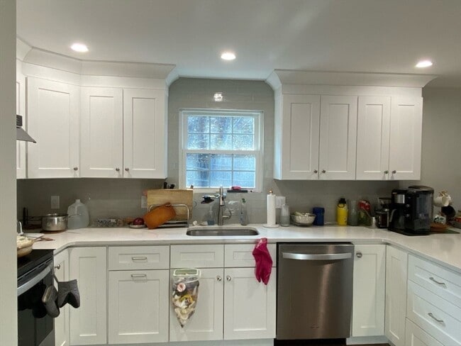 property at 52 Charles Rd
