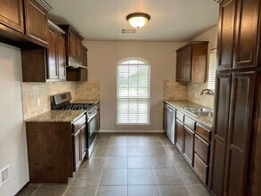 2353 NW 199th St in Edmond, OK - Building Photo - Building Photo