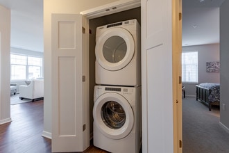 Seasons at Orchard Hills in Oak Creek, WI - Building Photo - Interior Photo