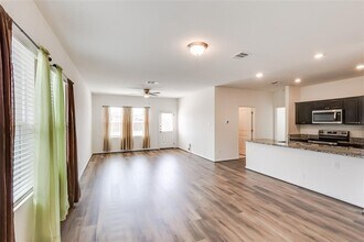 13409 Robert Wagner Bend in Manor, TX - Building Photo - Building Photo