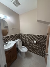 21 Aspen Dr in North Brunswick, NJ - Building Photo - Building Photo