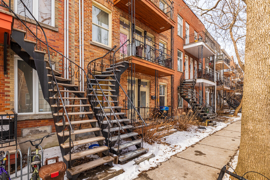 5156-5166 Des Érables Av in Montréal, QC - Building Photo