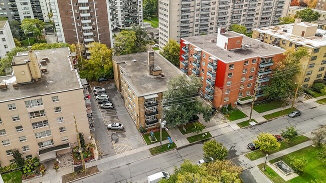 69 Gamble Av in Toronto, ON - Building Photo - Building Photo