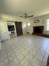 1001 Third St in Perry, GA - Building Photo - Building Photo