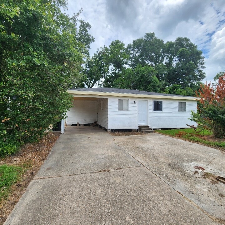 118 Wilkins St in Lafayette, LA - Building Photo