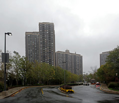 North Shore Towers Apartments