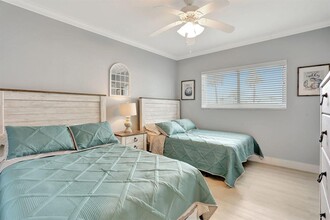 2772 NE 30th Ave, Unit 6b in Lighthouse Point, FL - Building Photo - Building Photo