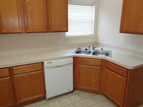 17136 Gleneagle Dr S in Conroe, TX - Building Photo - Building Photo