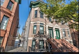 749 Kelly St in Bronx, NY - Building Photo