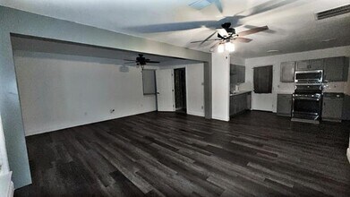 1115 Casa Dr in Mesquite, TX - Building Photo - Building Photo