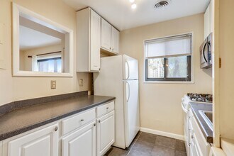 7611 Maple Ave in Takoma Park, MD - Foto de edificio - Building Photo