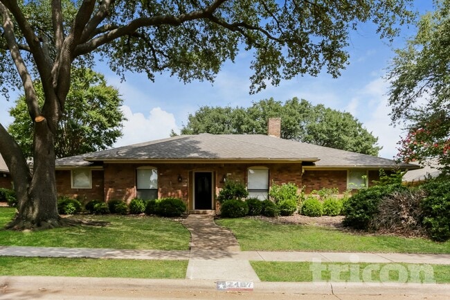 property at 2407 Honeysuckle Dr