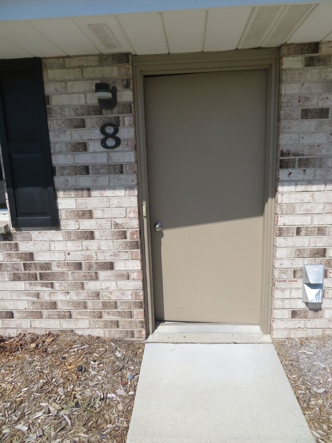 628 W State St in Hartford, WI - Building Photo - Building Photo