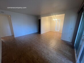 6878 Navajo Rd in San Diego, CA - Building Photo - Building Photo