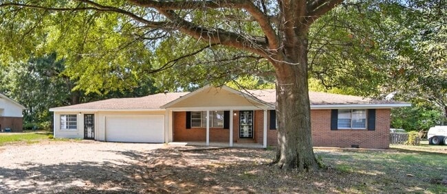 property at 1517 Michael St