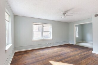 1004 Desoto St NW in Atlanta, GA - Building Photo - Building Photo