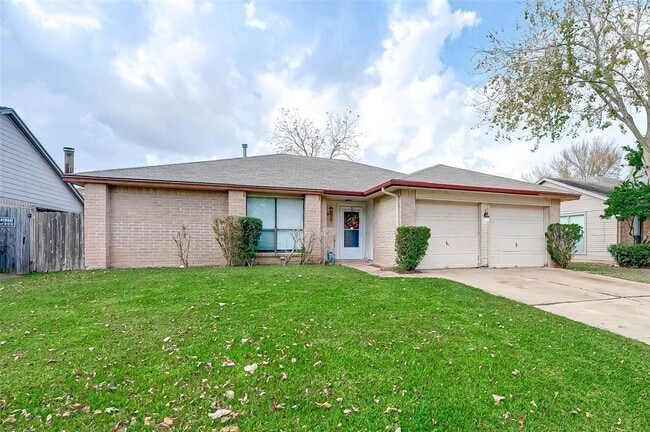 property at 935 Holly Hall Dr