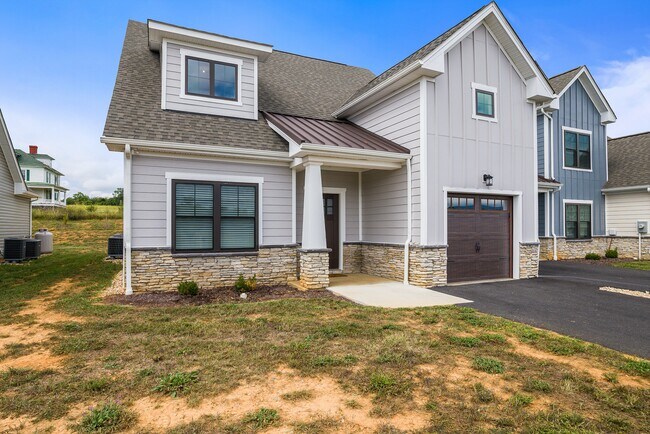 26 Kiley Ln in Stuarts Draft, VA - Building Photo - Building Photo