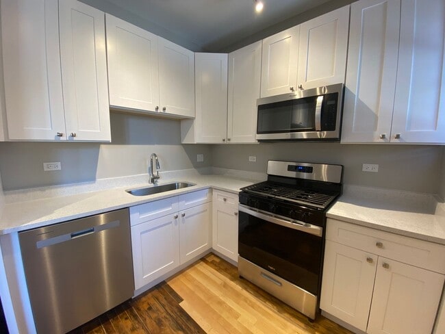 4009 W School St, Unit 1