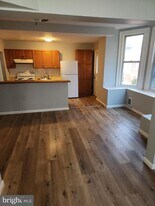 5025 Penn St in Philadelphia, PA - Building Photo