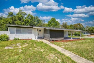 1029 Kearny Dr in Pensacola, FL - Building Photo - Building Photo