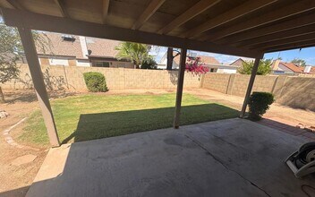5602 W Yucca St in Glendale, AZ - Building Photo - Building Photo